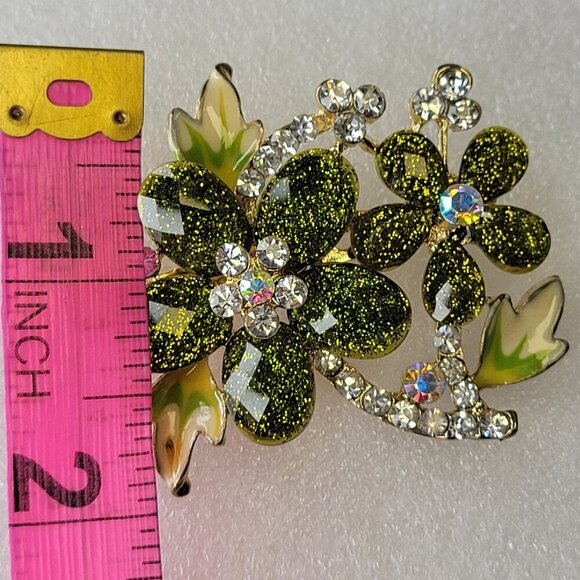 Lime Green Rhinestones Flower brooch - Picture 7 of 9